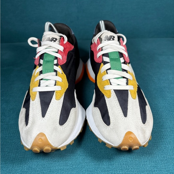 Size 8.5 - Men’s New Balance 327 multicolor shoes - Picture 4 of 8